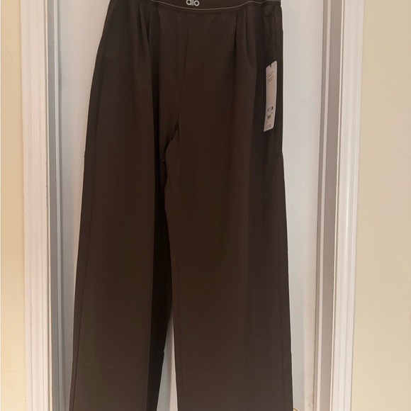 ALO Yoga Brown Suit Up Trousers - Picture 6 of 6